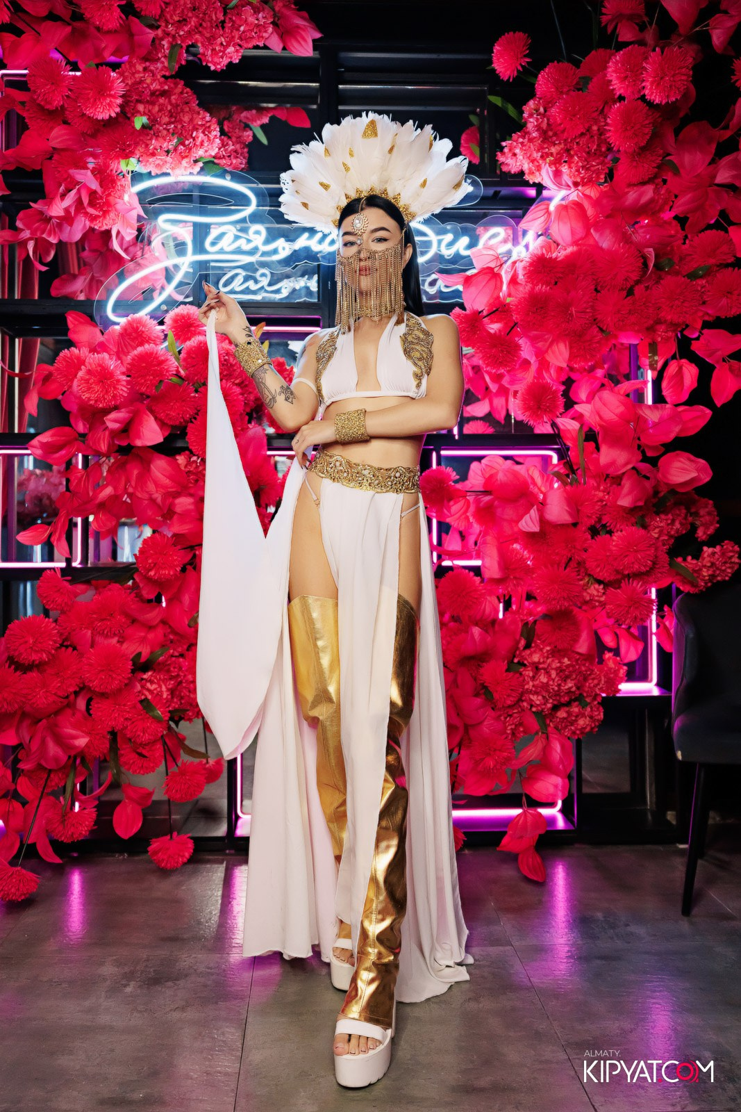 ЗАЯ, НА БИС. КИПЯТКОМ АЛМАТЫ!