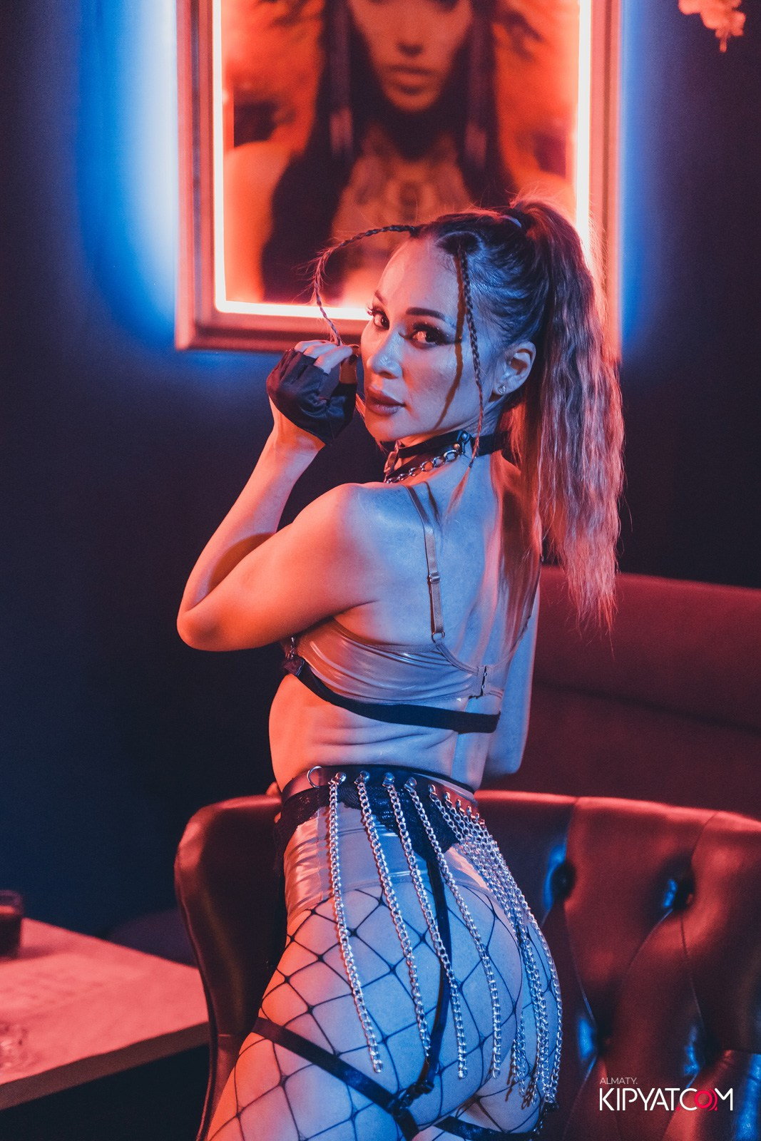 UYAT EMES BAR. КИПЯТКОМ АЛМАТЫ!