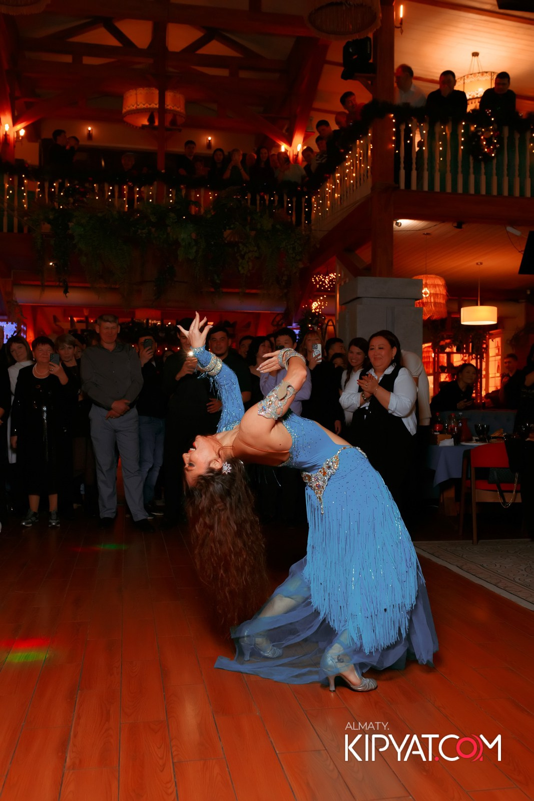 ГРУЗИНСКИЙ ДВОР НА КАБАНБАЙ БАТЫРА. КИПЯТКОМ АЛМАТЫ!