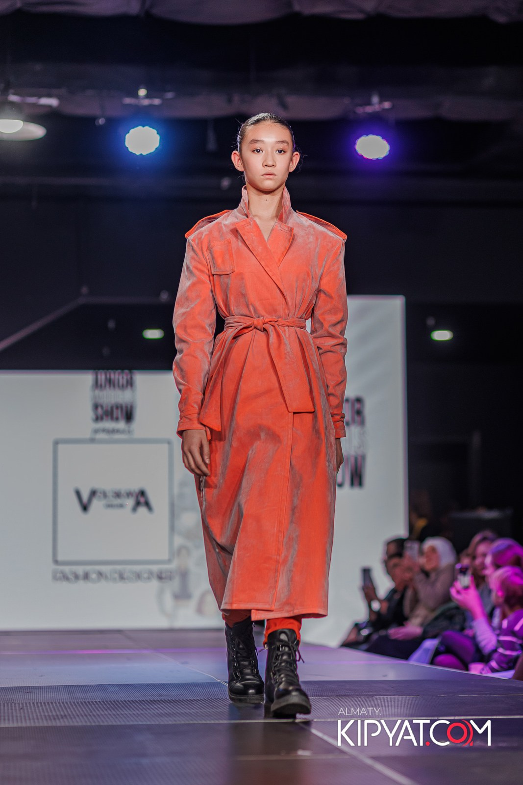 JUNIOR MODELS SHOW В РАМКАХ БЛАГОТВОРИТЕЛЬНОГО ПРОЕКТА МОДА ЗА СЧАСТЬЕ ДЕТЕЙ. КИПЯТКОМ АЛМАТЫ!