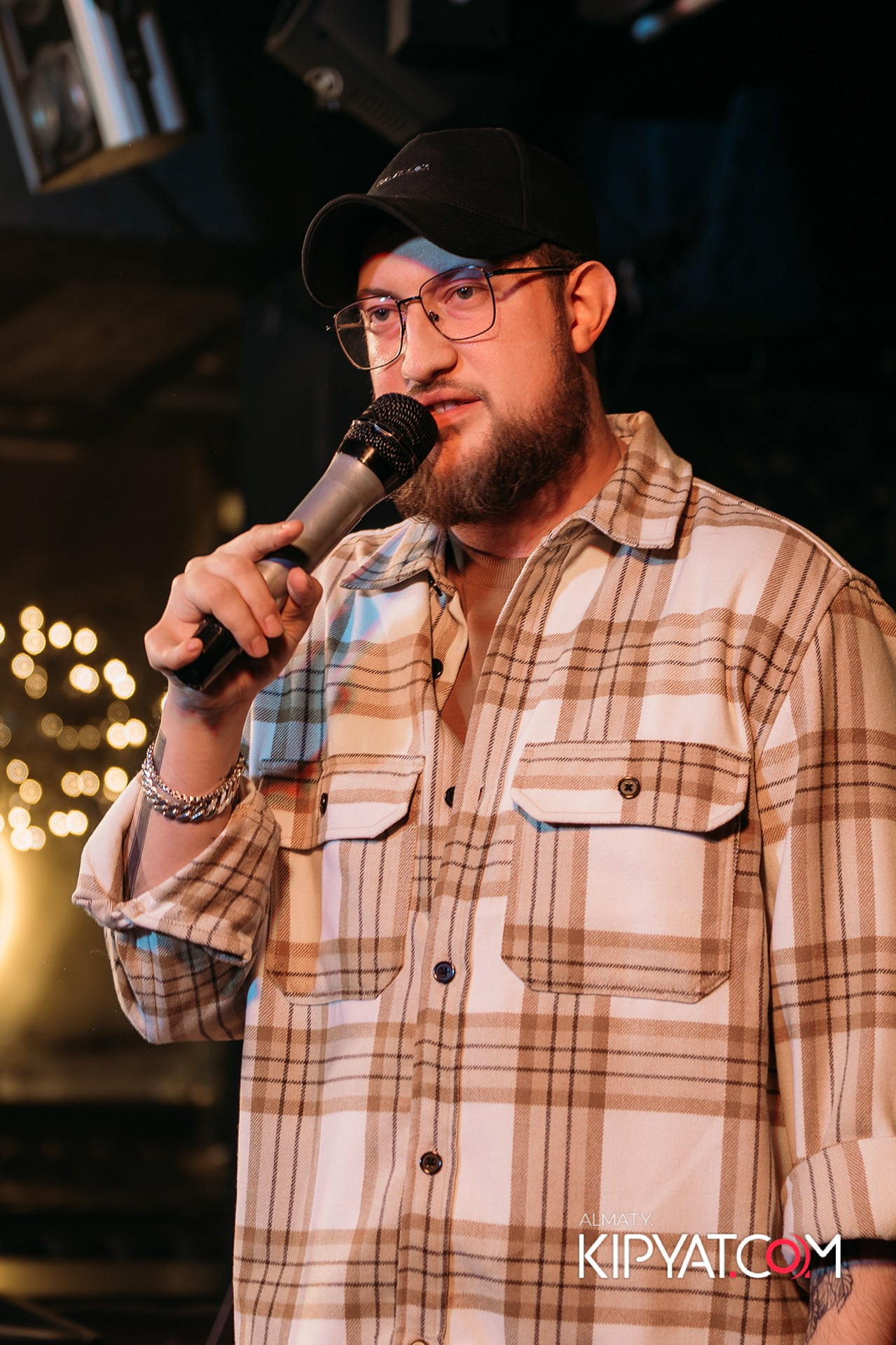 СОЛЬНЫЙ STAND UP КОНЦЕРТ АЛЕКСАНДРА МЕРКУЛЯ. КИПЯТКОМ АЛМАТЫ!