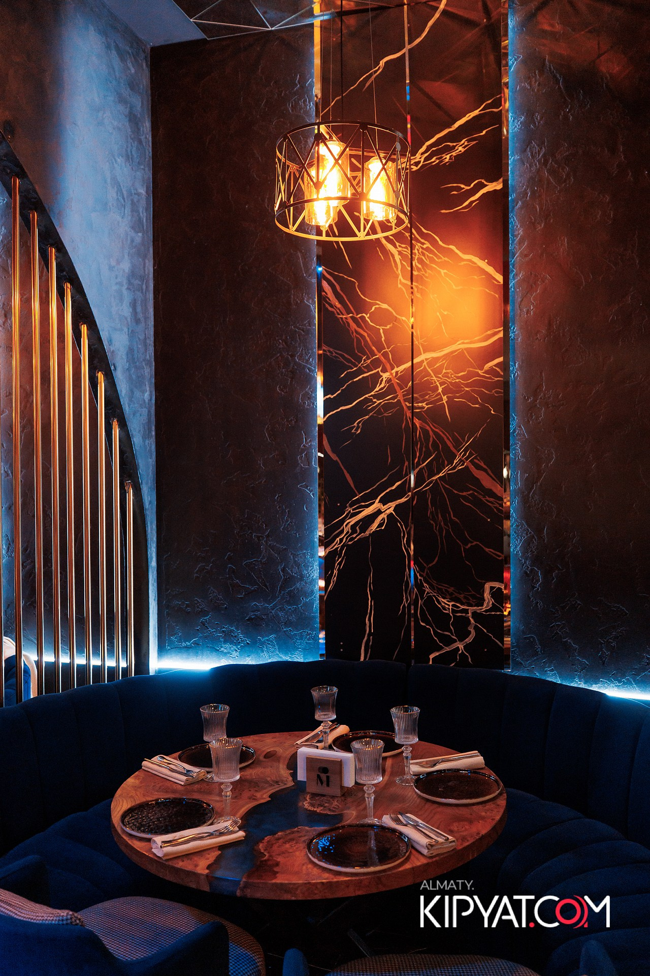 MOOD KARAOKE & TERRACE. КИПЯТКОМ АЛМАТЫ!