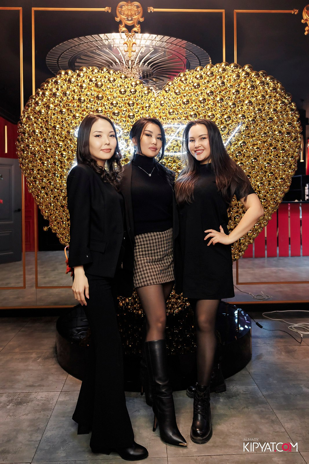 ЗАЯ, НА БИС. КИПЯТКОМ АЛМАТЫ! Фотосъемка мероприятий в Алматы