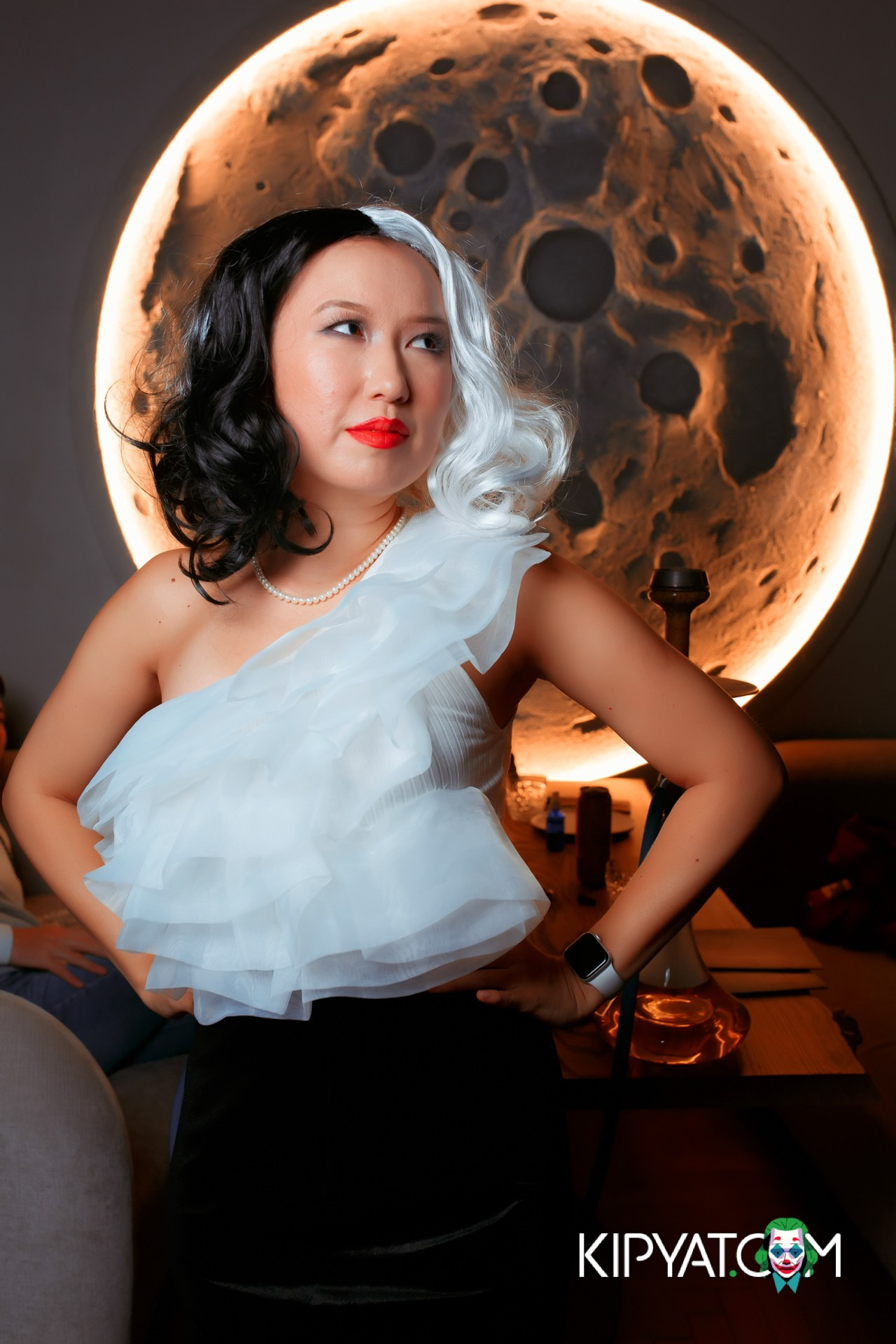 TO HE MOON LOUNGE & HOOKAN. КИПЯТКОМ АЛМАТЫ!