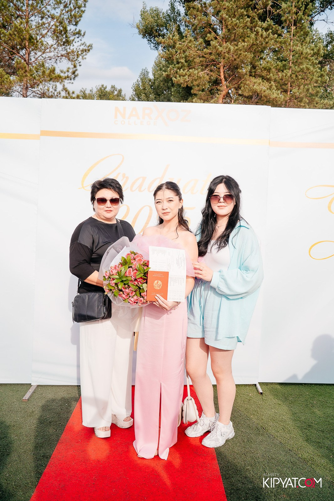 ВРУЧЕНИЕ ДИПЛОМОВ — НАРХОЗ КОЛЛЕДЖ. Part 1. КИПЯТКОМ АЛМАТЫ!