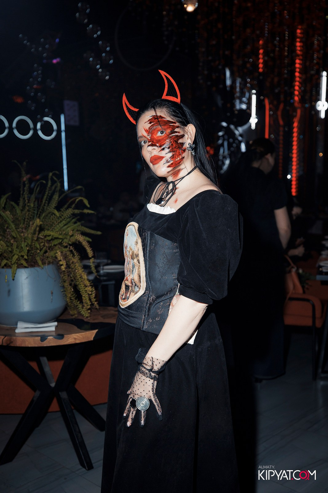 FRIENDS BSR & TERRACE. КИПЯТКОМ АЛМАТЫ!