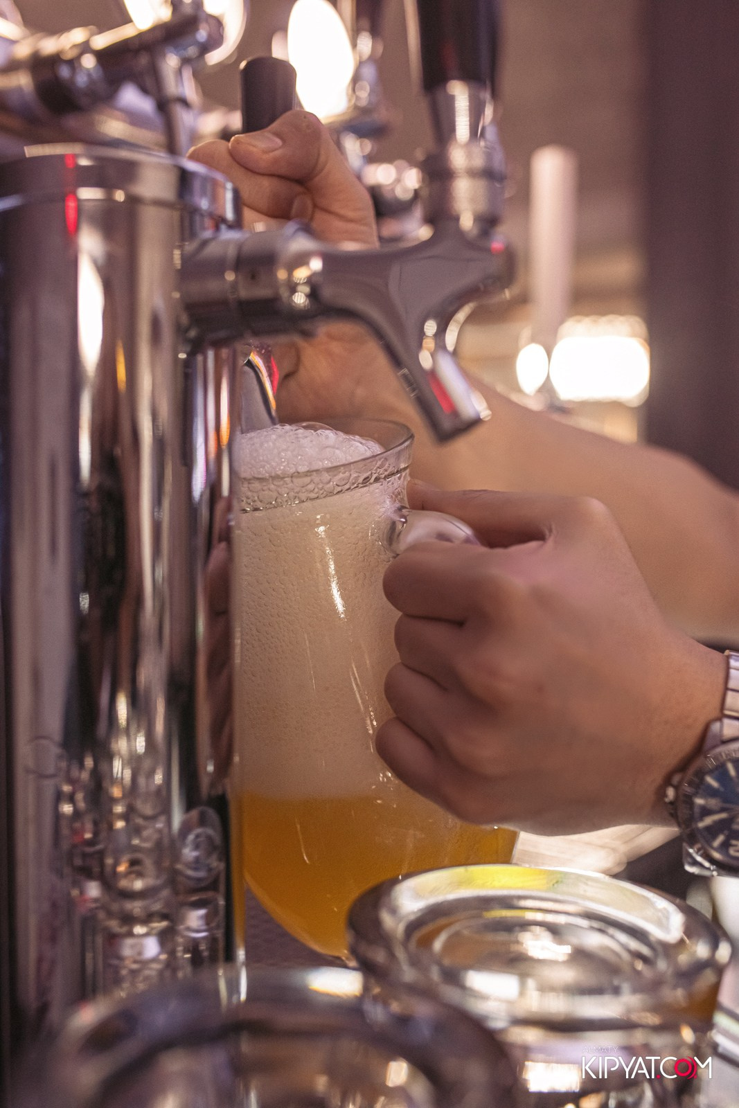 УХО И МЕДВЕДЬ НА ГАГАРИНА. КИПЯТКОМ АЛМАТЫ!