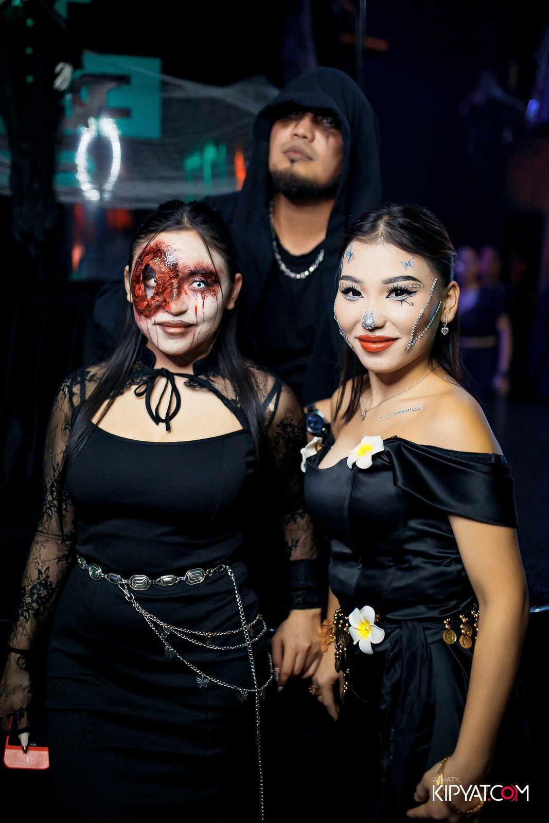 UYAT EMES BAR. КИПЯТКОМ АЛМАТЫ!