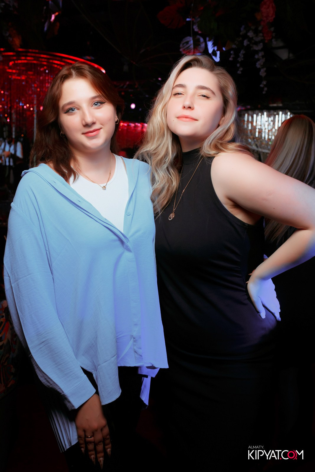 FRIENDS BAR & TERRACE. КИПЯТКОМ АЛМАТЫ!