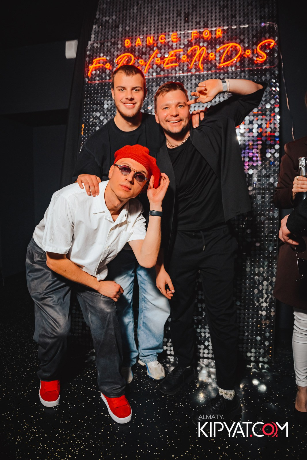 SANTA BARBARA — SPECIAL QUEST МИТЯ ФОМИН. КИПЯТКОМ АЛМАТЫ!