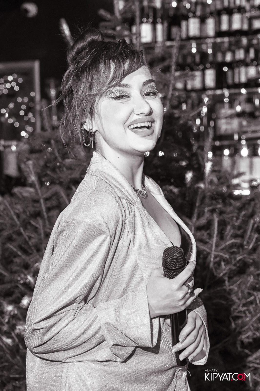 MOOD KARAOKE & TERRACE. КИПЯТКОМ АЛМАТЫ!