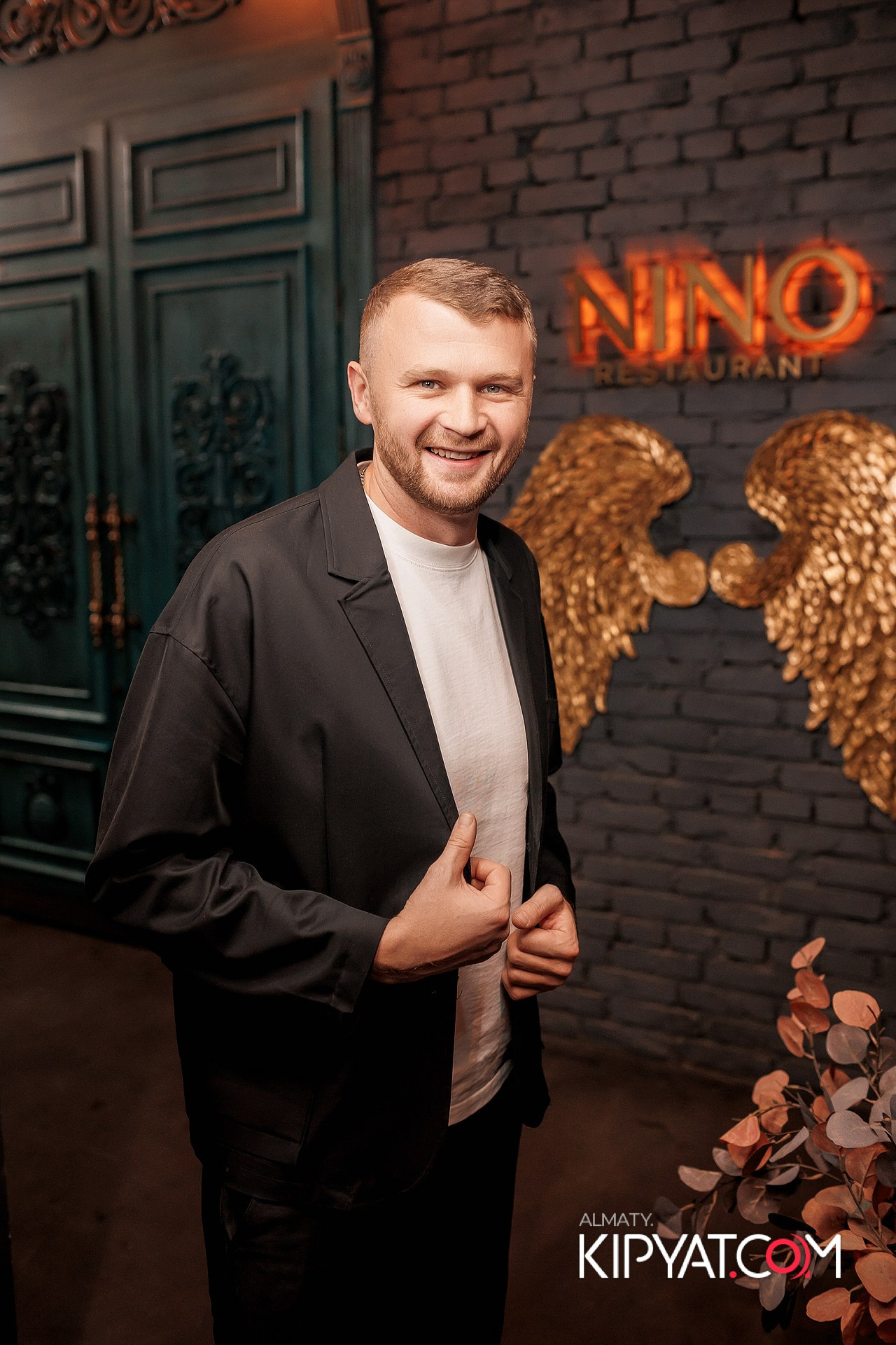 QUEST PISTOLS В РЕСТОРАНЕ NINO. КИПЯТКОМ АЛМАТЫ!