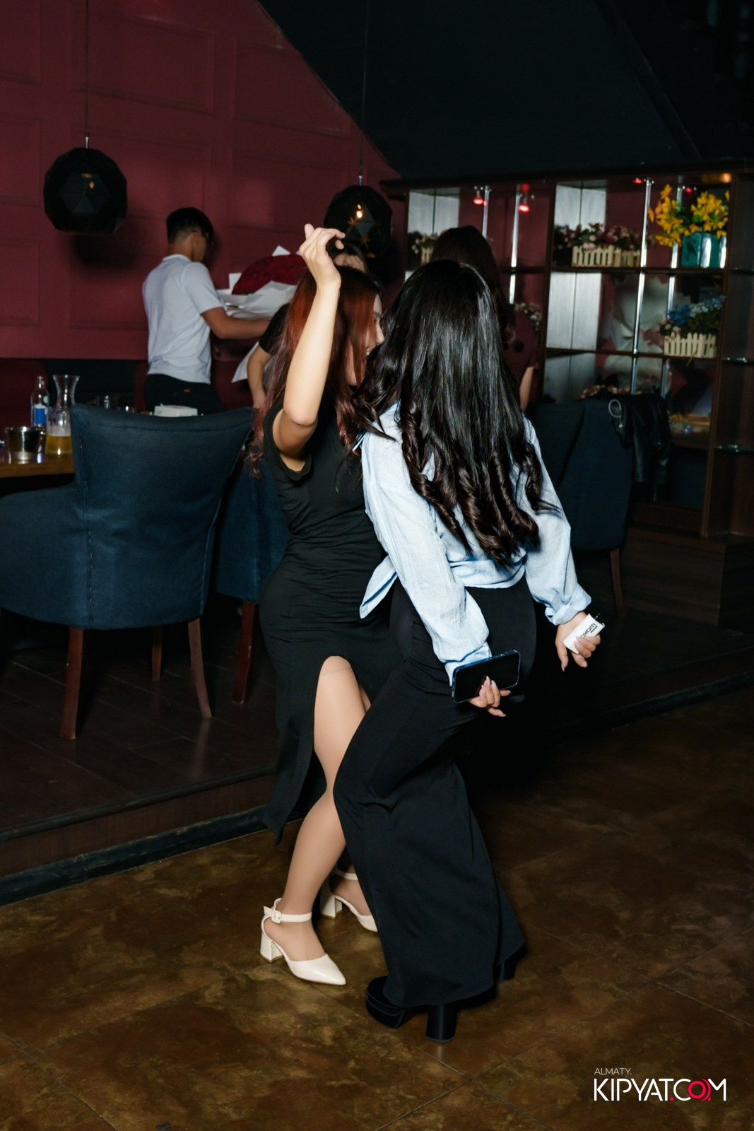 ARAGOSTA. КИПЯТКОМ АЛМАТЫ!