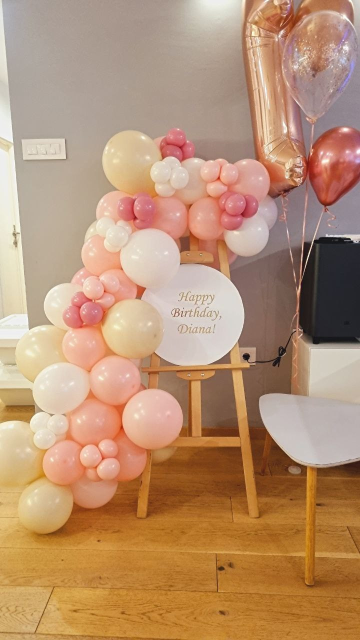 Vjenčanje Devojačko veče Prosidba Dekoracije za vjenčanje Dekoracije za devojačko veče Dekoracije za prosidbu Dekoracija za vjenčanje Dekora. Шары с гелием, фотозоны Нови Сад Белград. Balone i dekoracije od balona Novi Sad Beograd