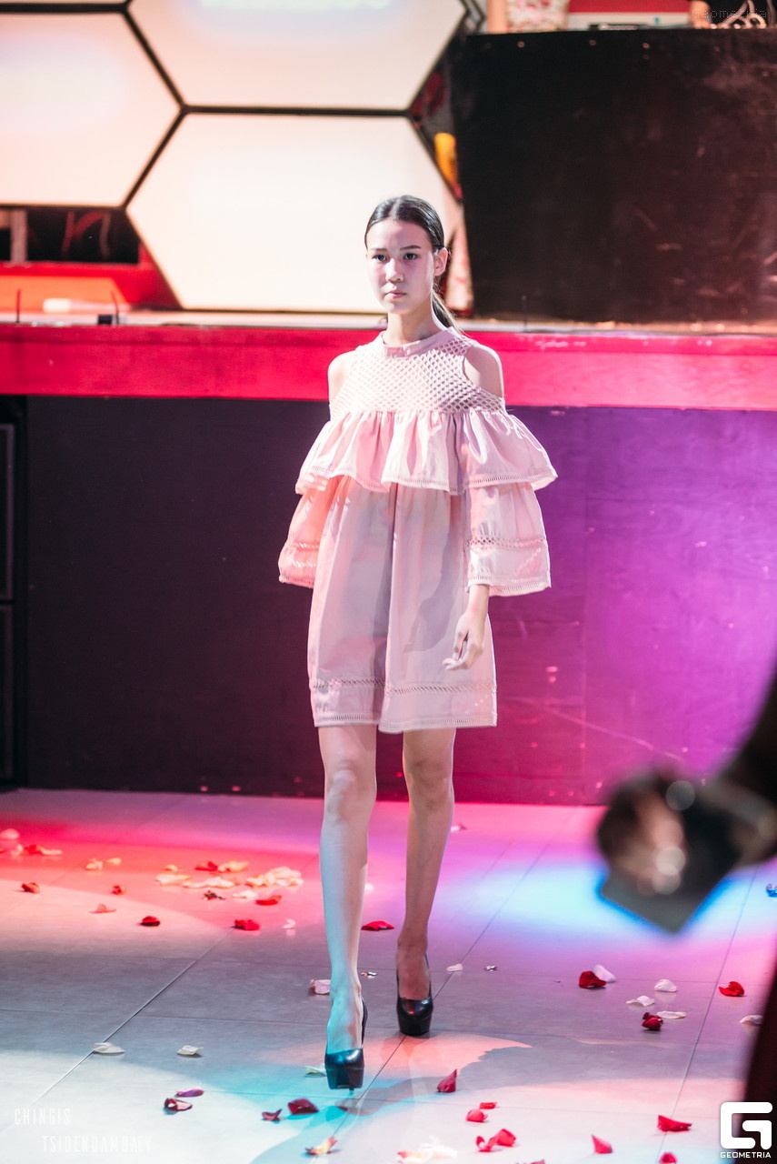 Fashion shows (показы). Модельное агентство ART PODIUM ULAN-UDE