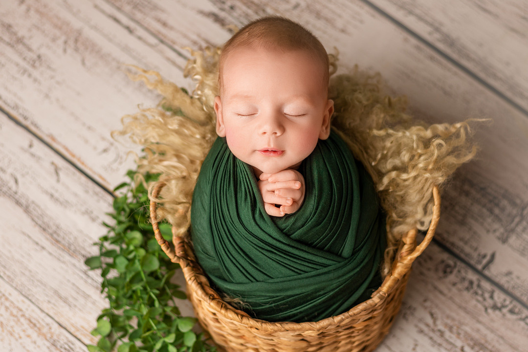 Новорожденные малыши. Фотограф новорожденных Череповец Вологда Татьяна Куликова