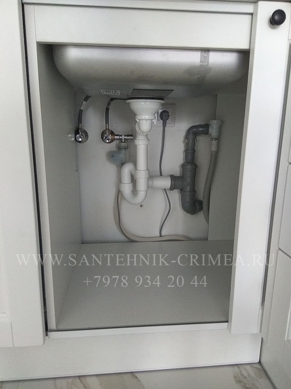 Установка чистового сантехнического фаянса. Сантехнические работы любой сложности. Симферополь. Крым