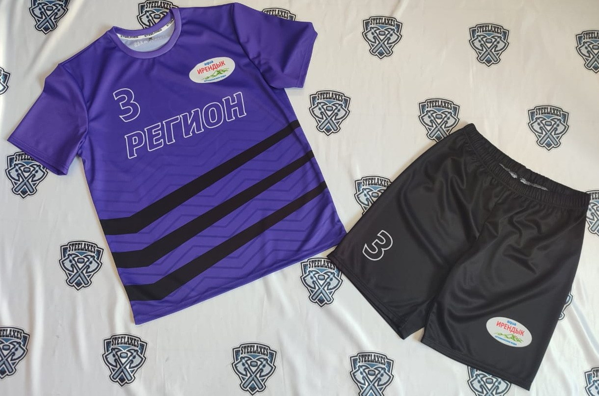 Футбол, форма, экипировка