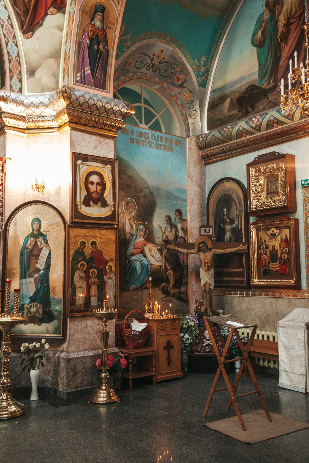 Крещение Церковь Веры, Надежды, Любови и матери их Софии. Фотограф на крещение в Санкт Петербурге