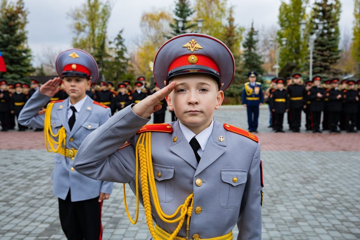 Священник поздравил кадетов с принятием Присяги. Саратовское Северо-Западное благочиние