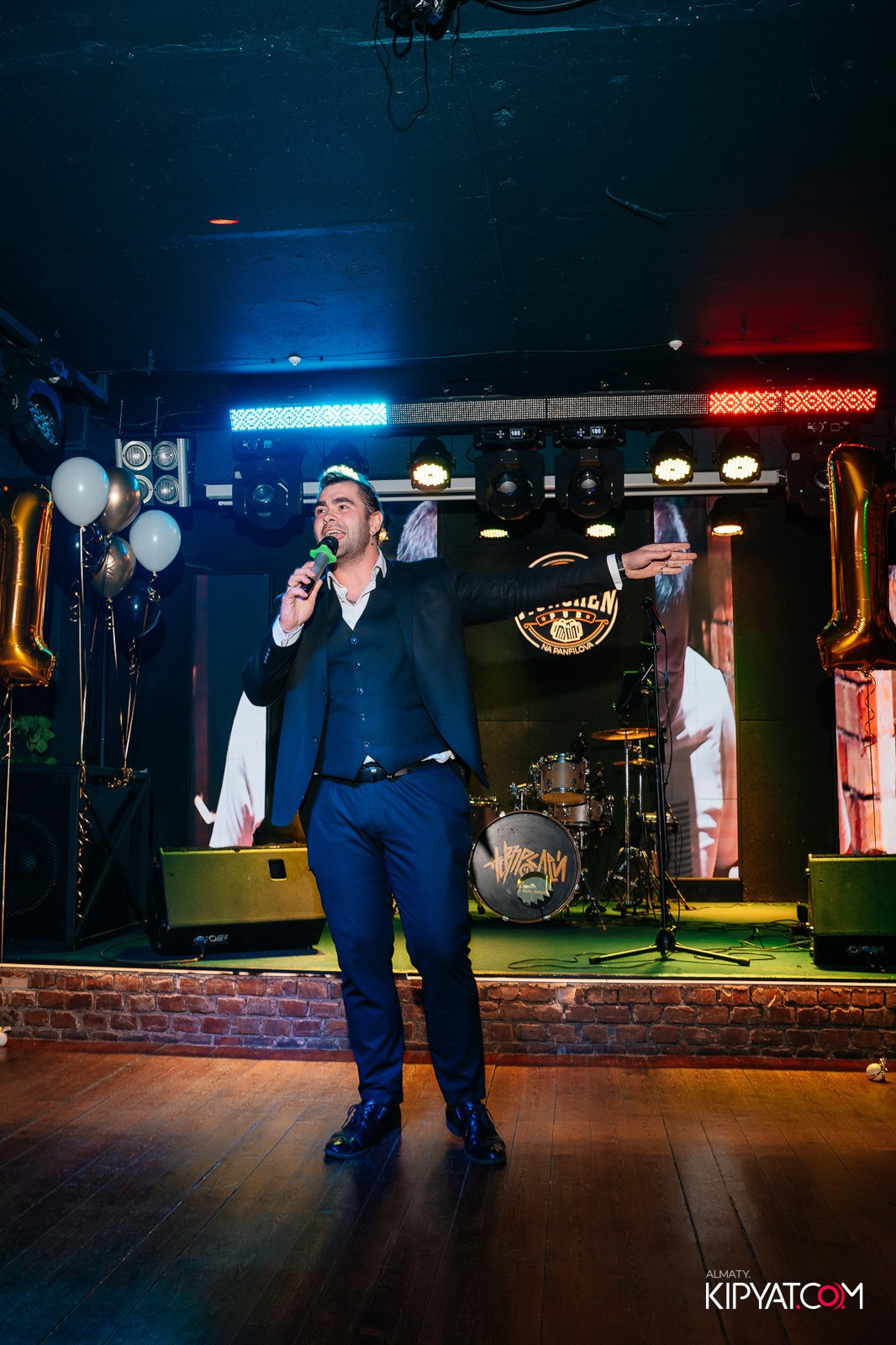 ДЕНЬ РОЖДЕНИЯ — MUNCHEN PUB NA PANFILOVA. КИПЯТКОМ АЛМАТЫ!