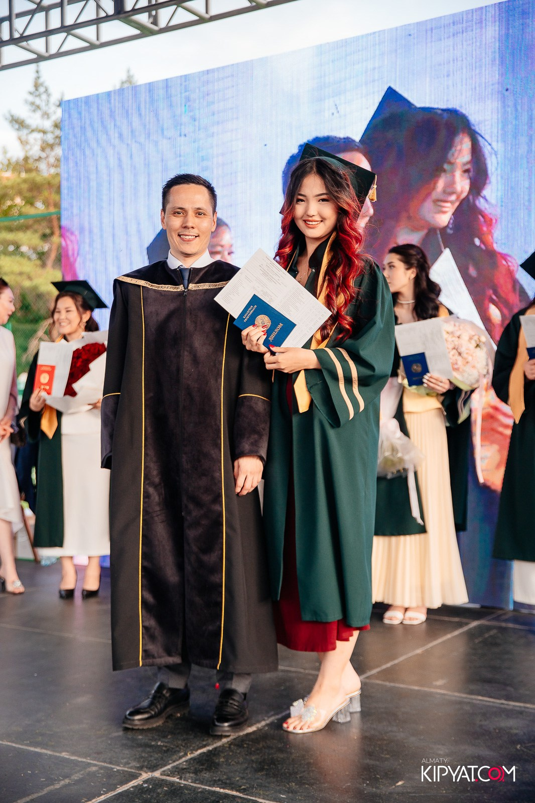 ВРУЧЕНИЕ ДИПЛОМОВ — НАРХОЗ КОЛЛЕДЖ. Part 3. КИПЯТКОМ АЛМАТЫ!