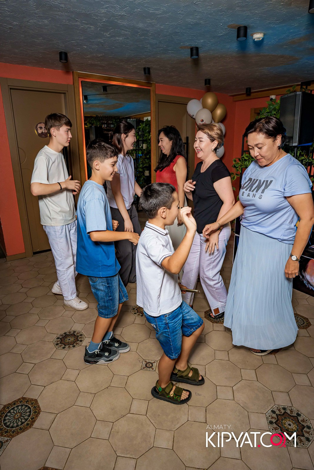 MODI RESTORANCHIK. КИПЯТКОМ АЛМАТЫ!