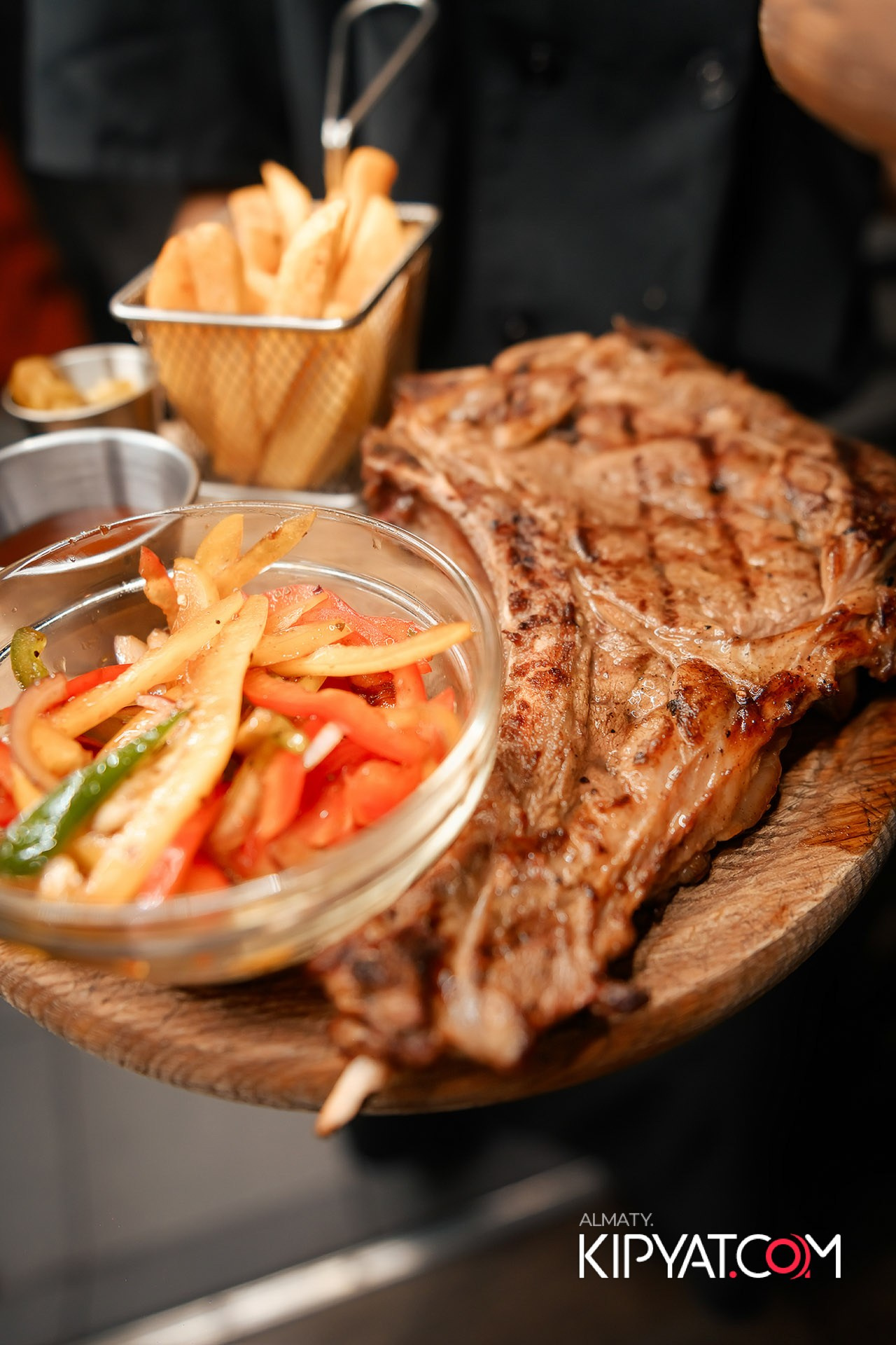 Victroy Pub. КИПЯТКОМ АЛМАТЫ!