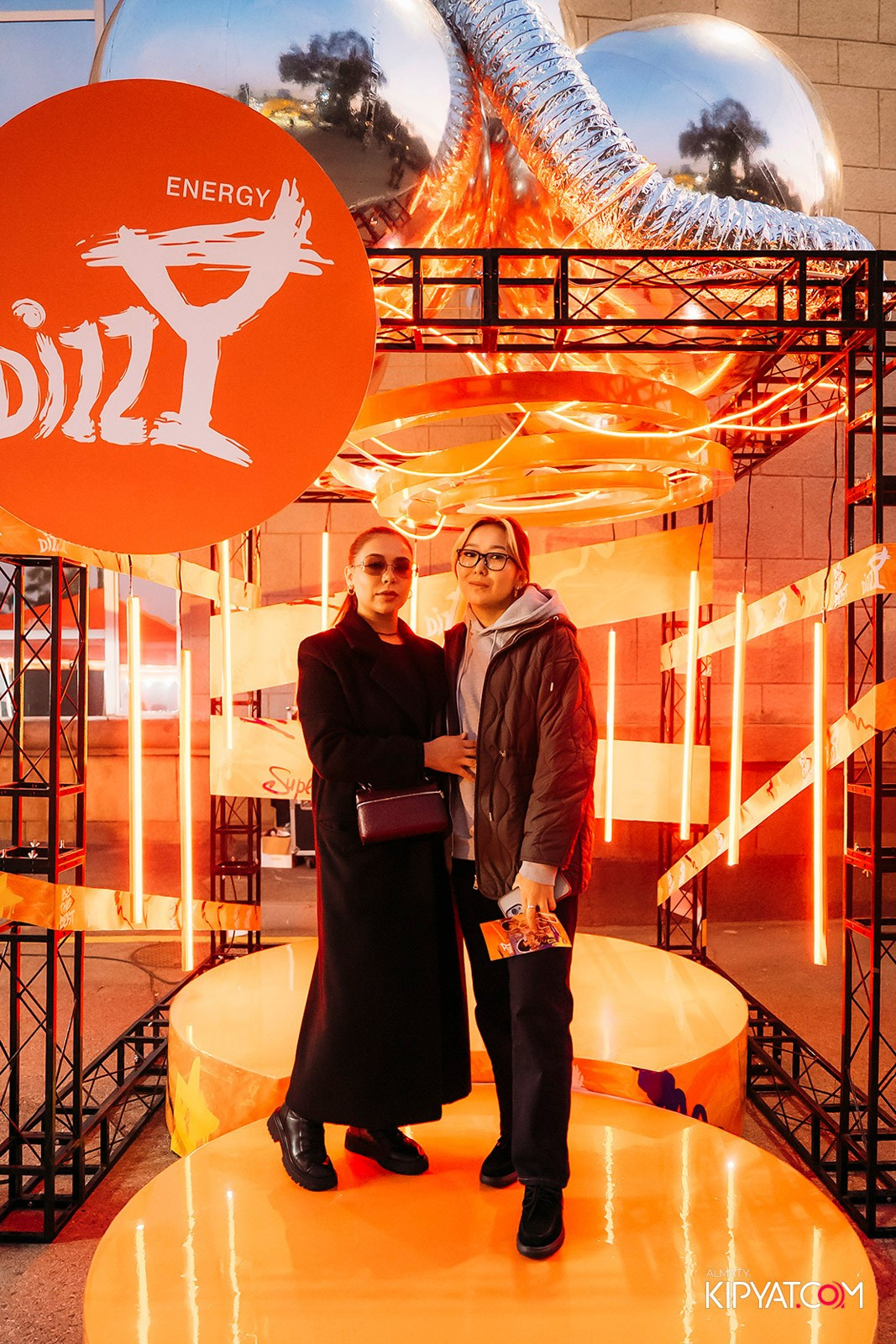 КОНЦЕРТ МИРАСА ЖУГУНУСОВА НА ЦЕНТРАЛЬНОМ СТАДИОНЕ. КИПЯТКОМ АЛМАТЫ!