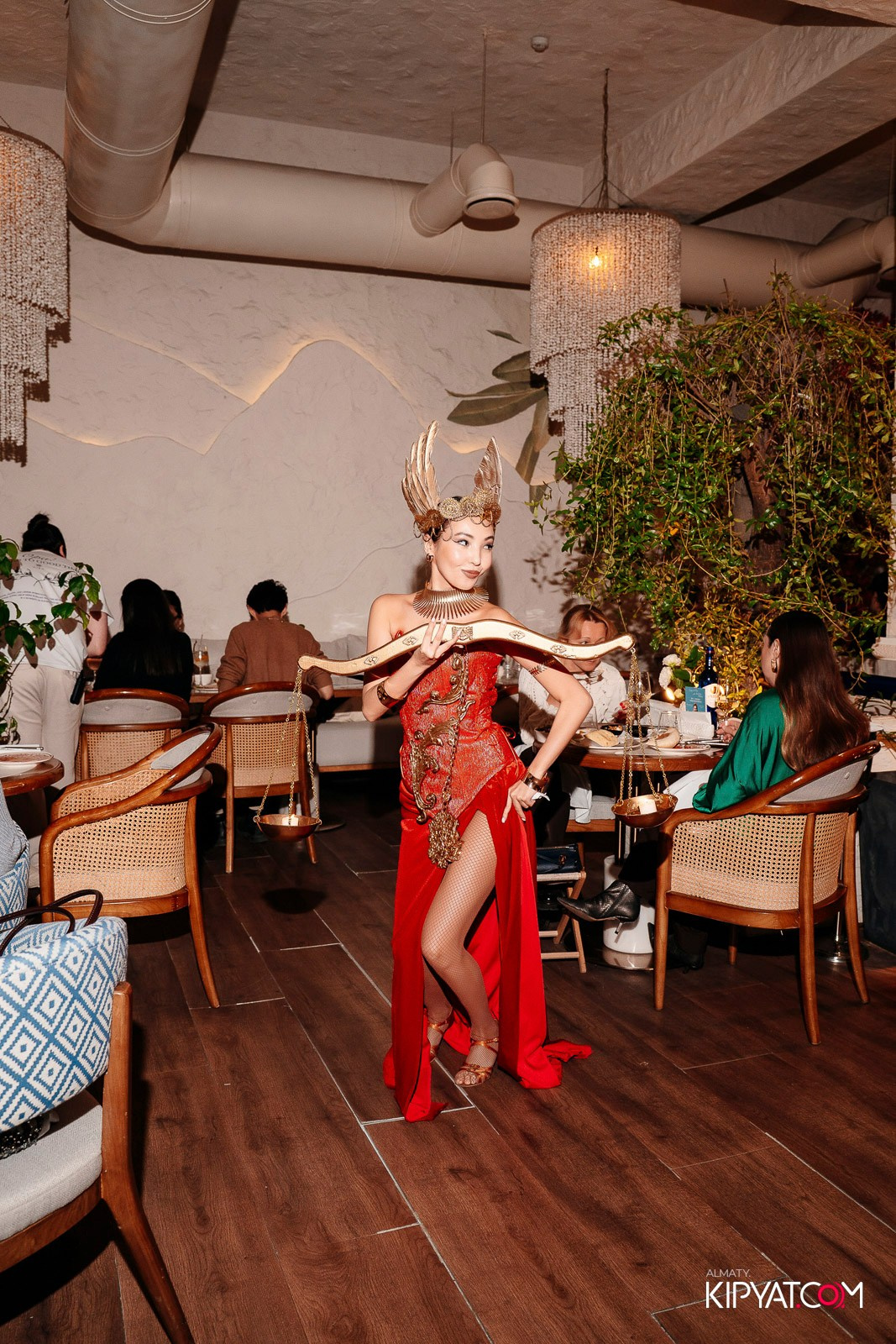 ДЕНЬ РОЖДЕНИЯ РЕСТОРАНА AIZA NEO BISTRO — НАМ 2 ГОДА. КИПЯТКОМ АЛМАТЫ! Фотосъемка мероприятий в Алматы