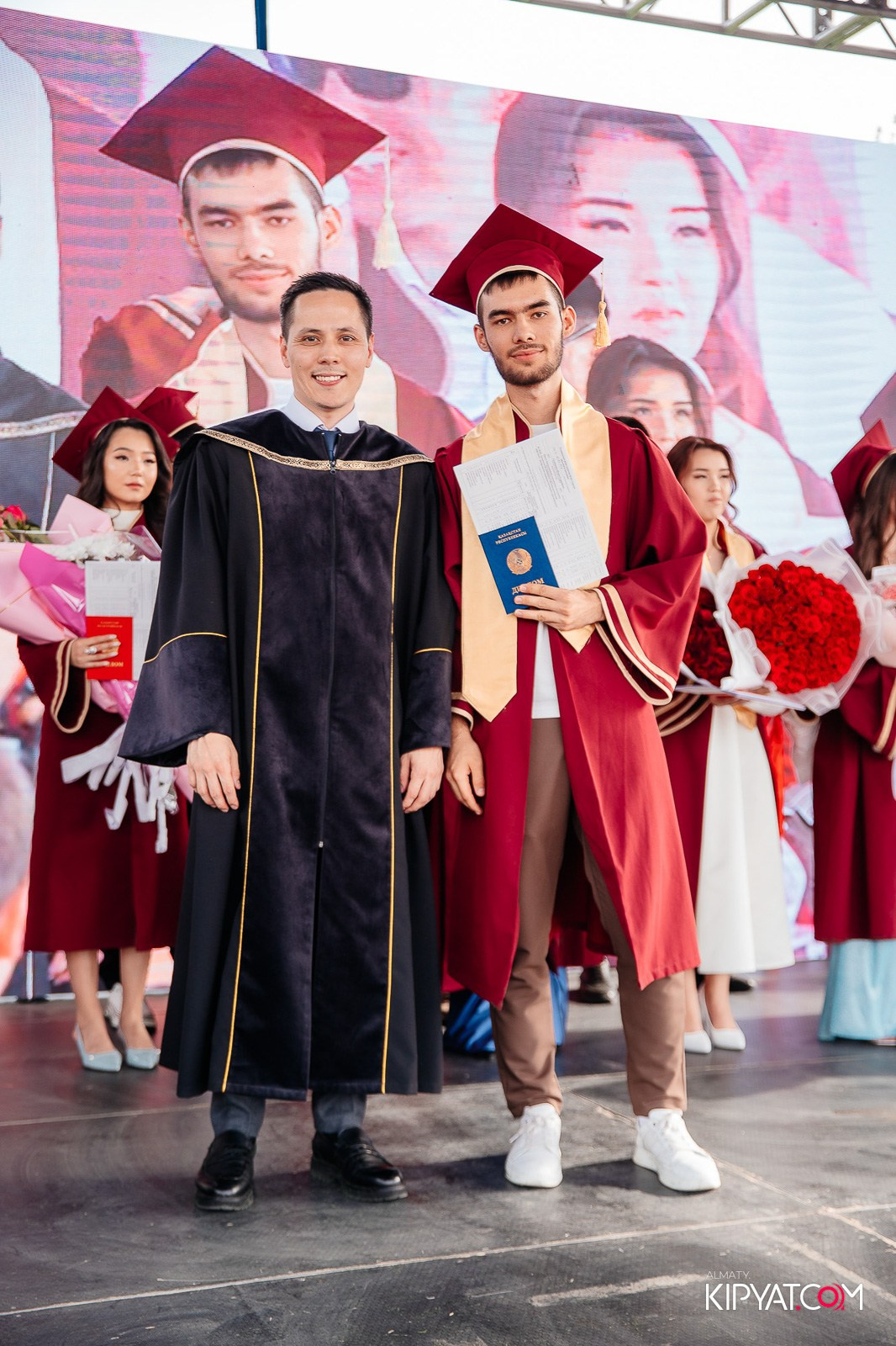 ВРУЧЕНИЕ ДИПЛОМОВ — НАРХОЗ КОЛЛЕДЖ. Part 4. КИПЯТКОМ АЛМАТЫ!