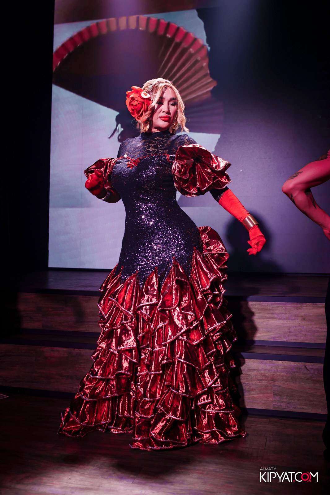 НОЧНОЙ КЛУБ ICON. КИПЯТКОМ АЛМАТЫ!