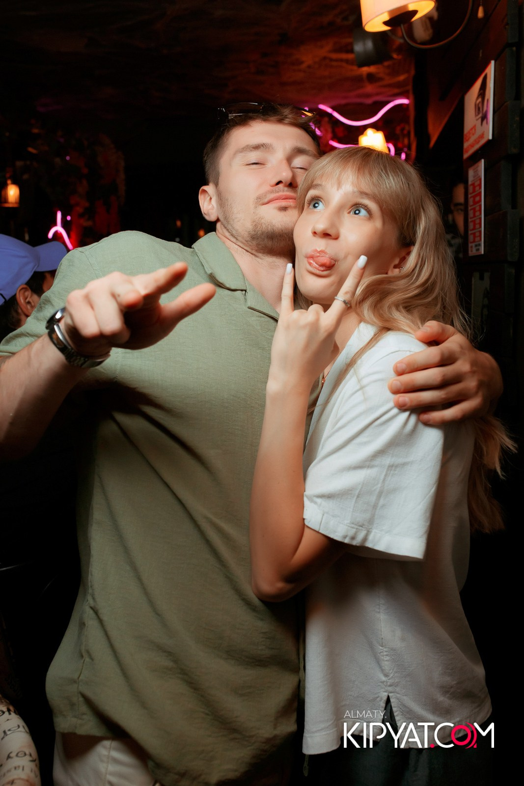 VICTORY PUB. КИПЯТКОМ АЛМАТЫ!