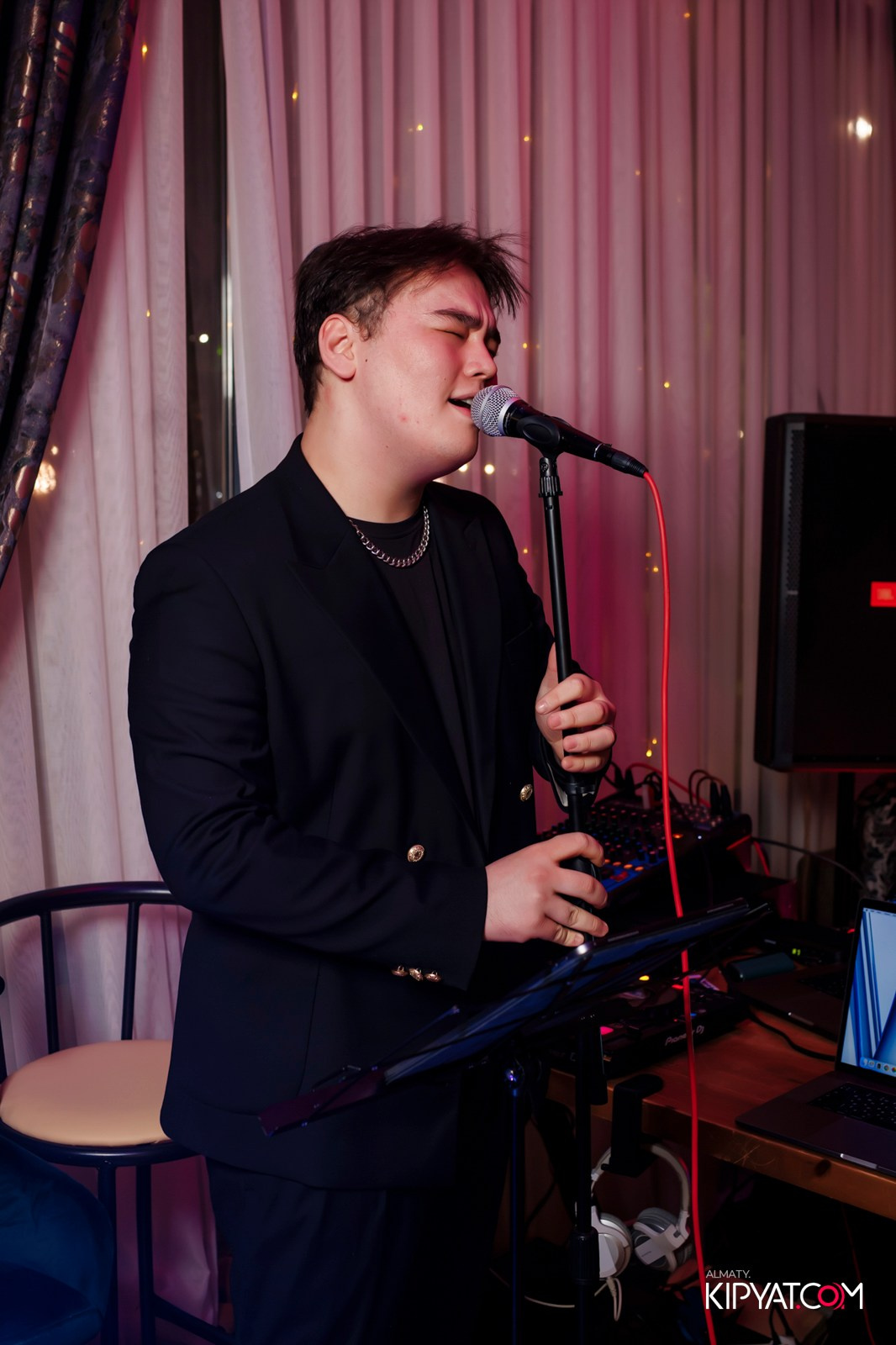 ОТКРЫТИЕ РЕСТОРАНА VESELIDZE НА АБАЯ. КИПЯТКОМ АЛМАТЫ! Фотосъемка мероприятий в Алматы