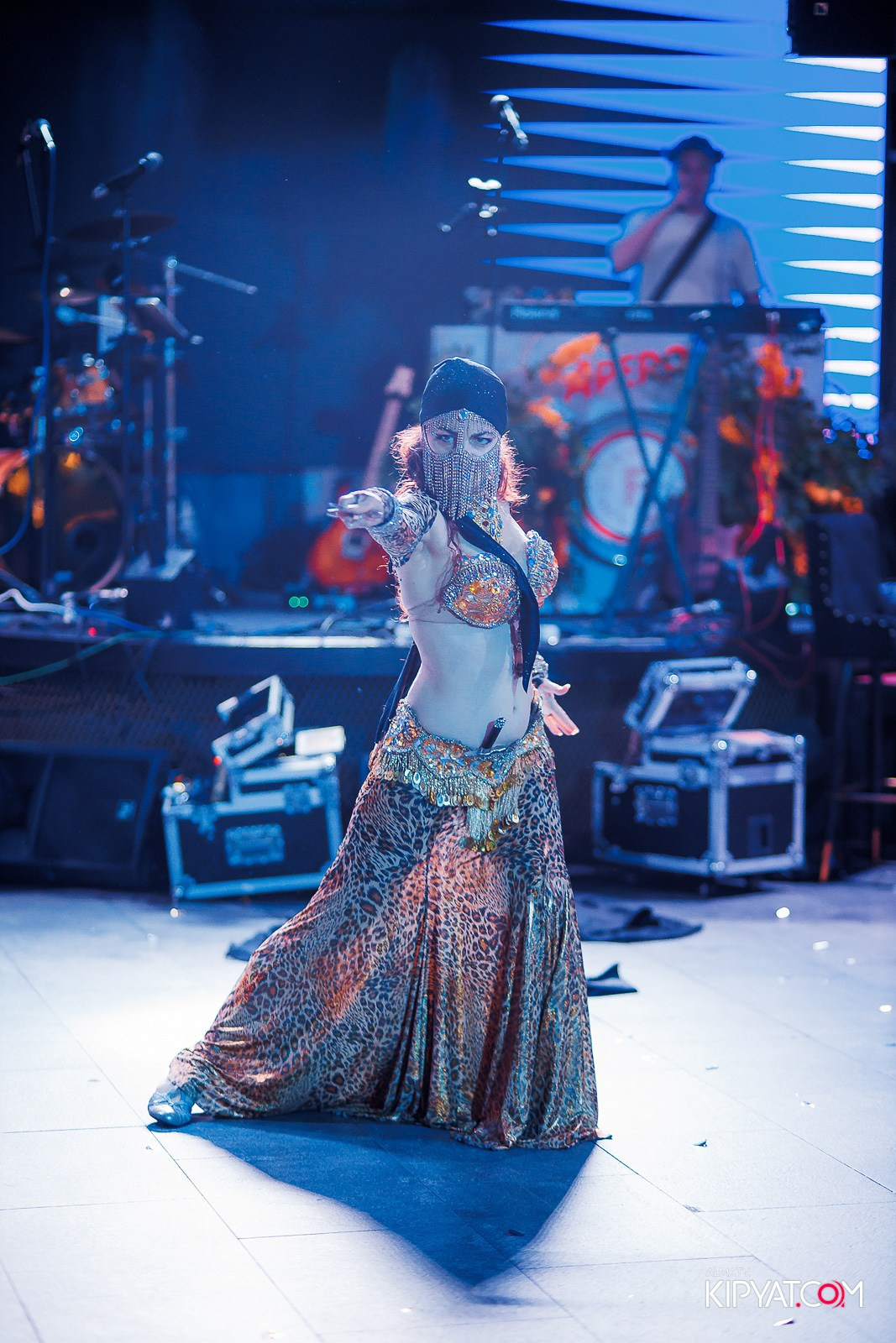 FRIENDS BAR & TERRACE. КИПЯТКОМ АЛМАТЫ!