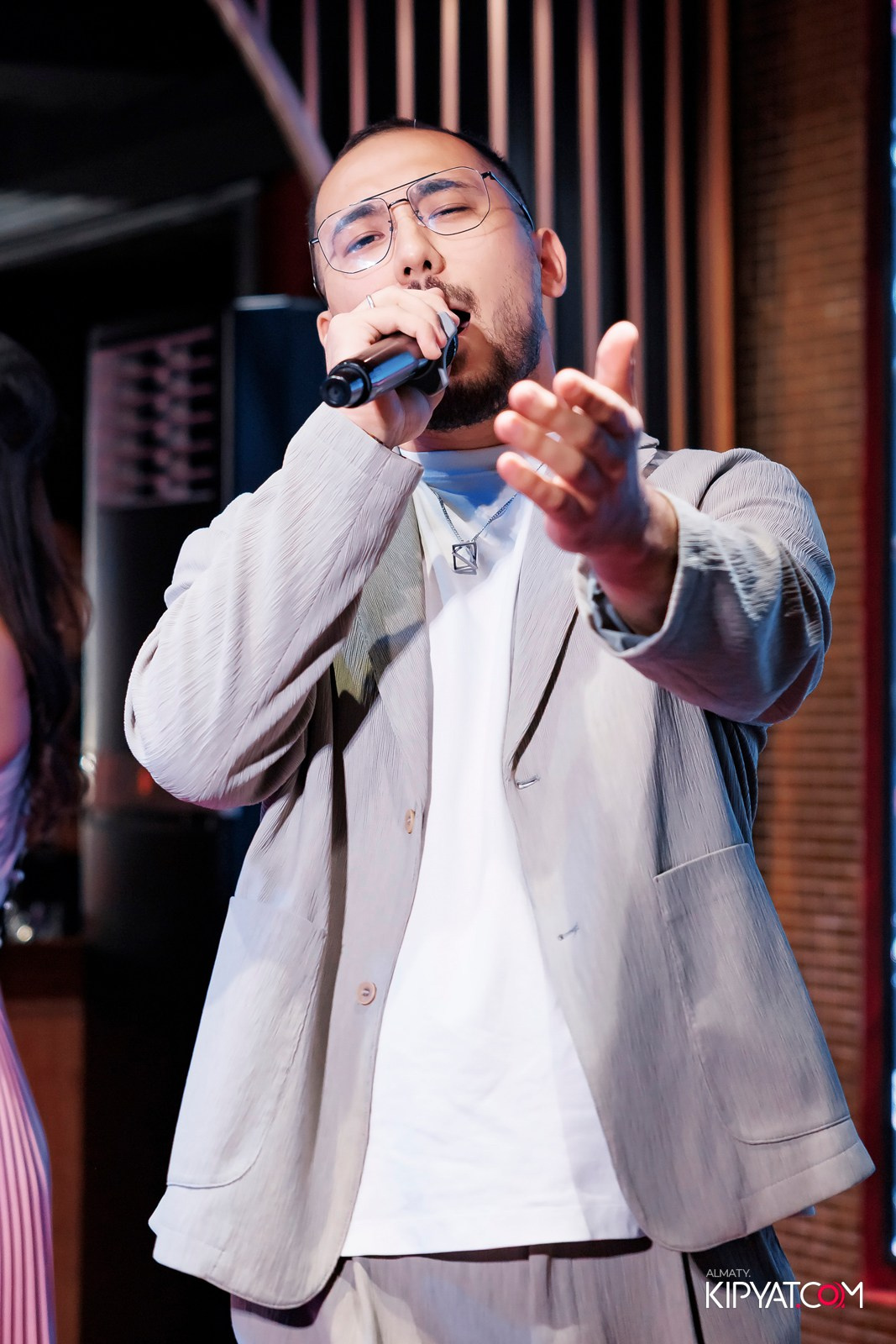 ЗАЯ, НА БИС. КИПЯТКОМ АЛМАТЫ!