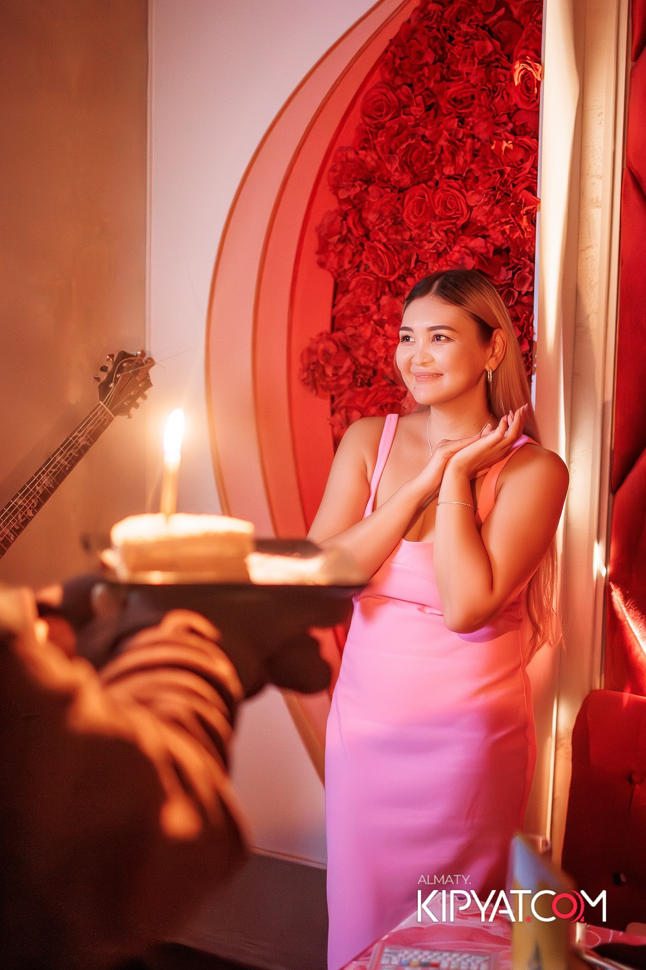 Ухо и Медведь на Курмангазы. КИПЯТКОМ АЛМАТЫ!