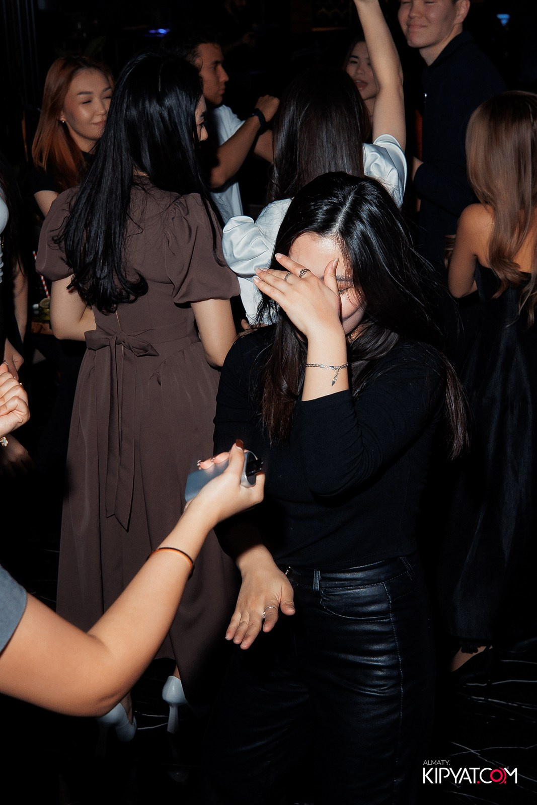 MOOD KARAOKE & TERRACE. КИПЯТКОМ АЛМАТЫ!