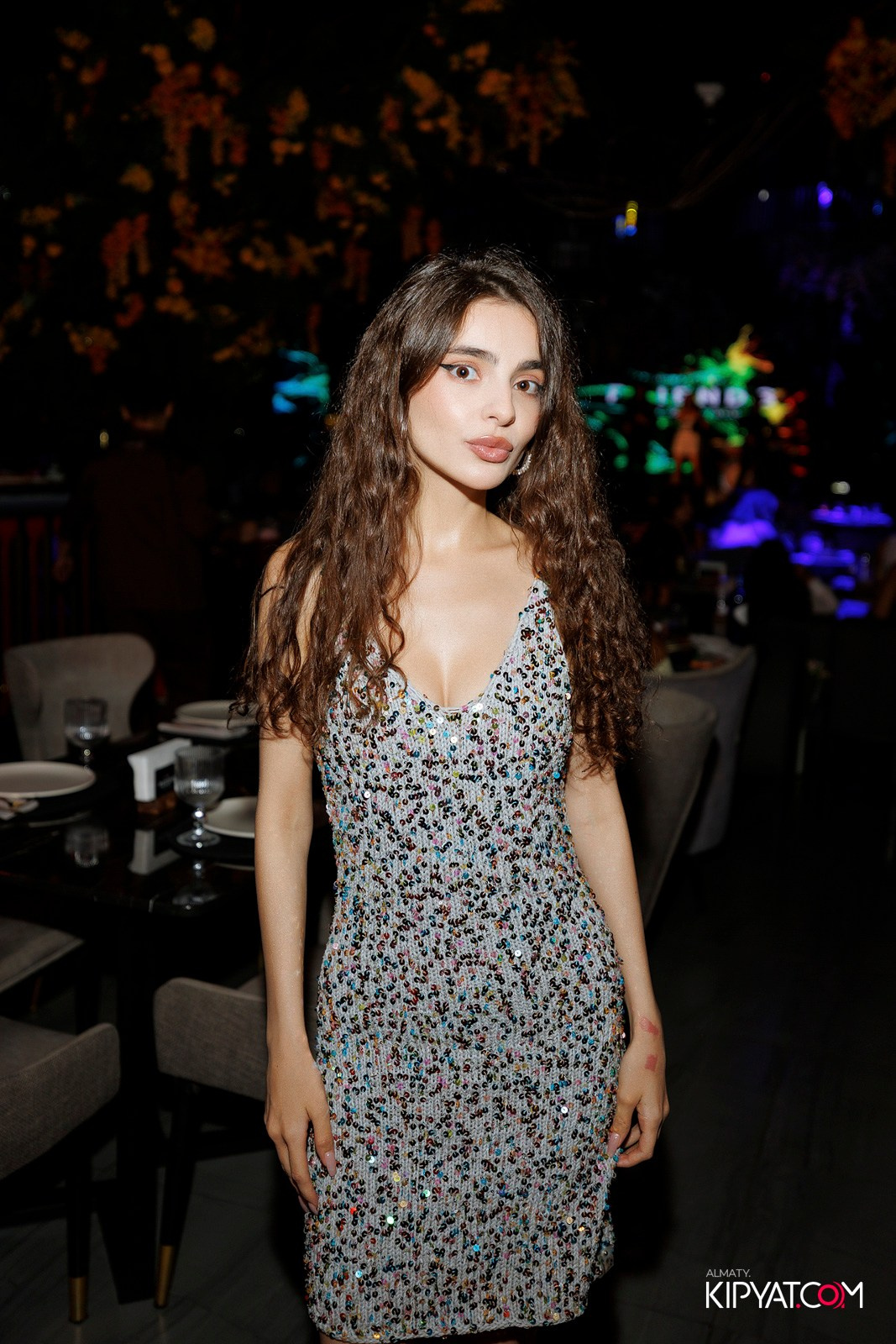 FRIENDS BAR & TERRACE. КИПЯТКОМ АЛМАТЫ! Фотосъемка мероприятий в Алматы