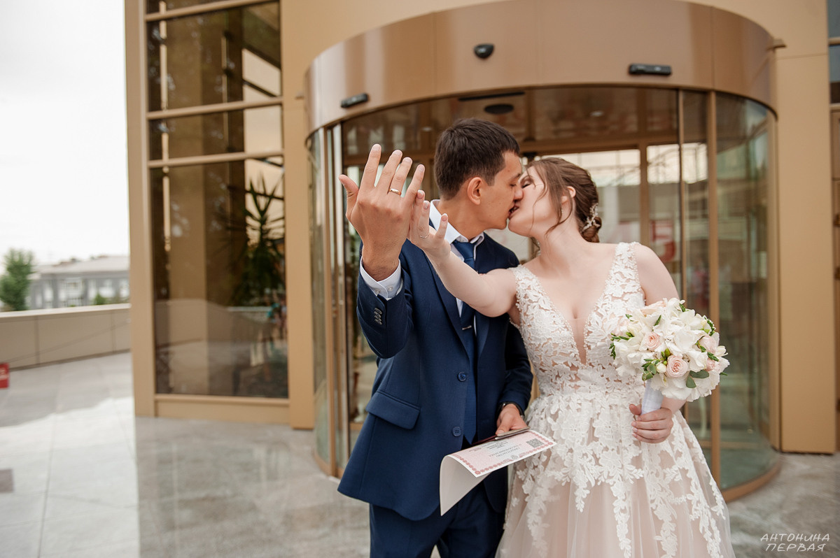 Дмитрий + Кристина. Иркутск. Фотограф Антонина Первая. Свадьбы, семейные и индивидуальные