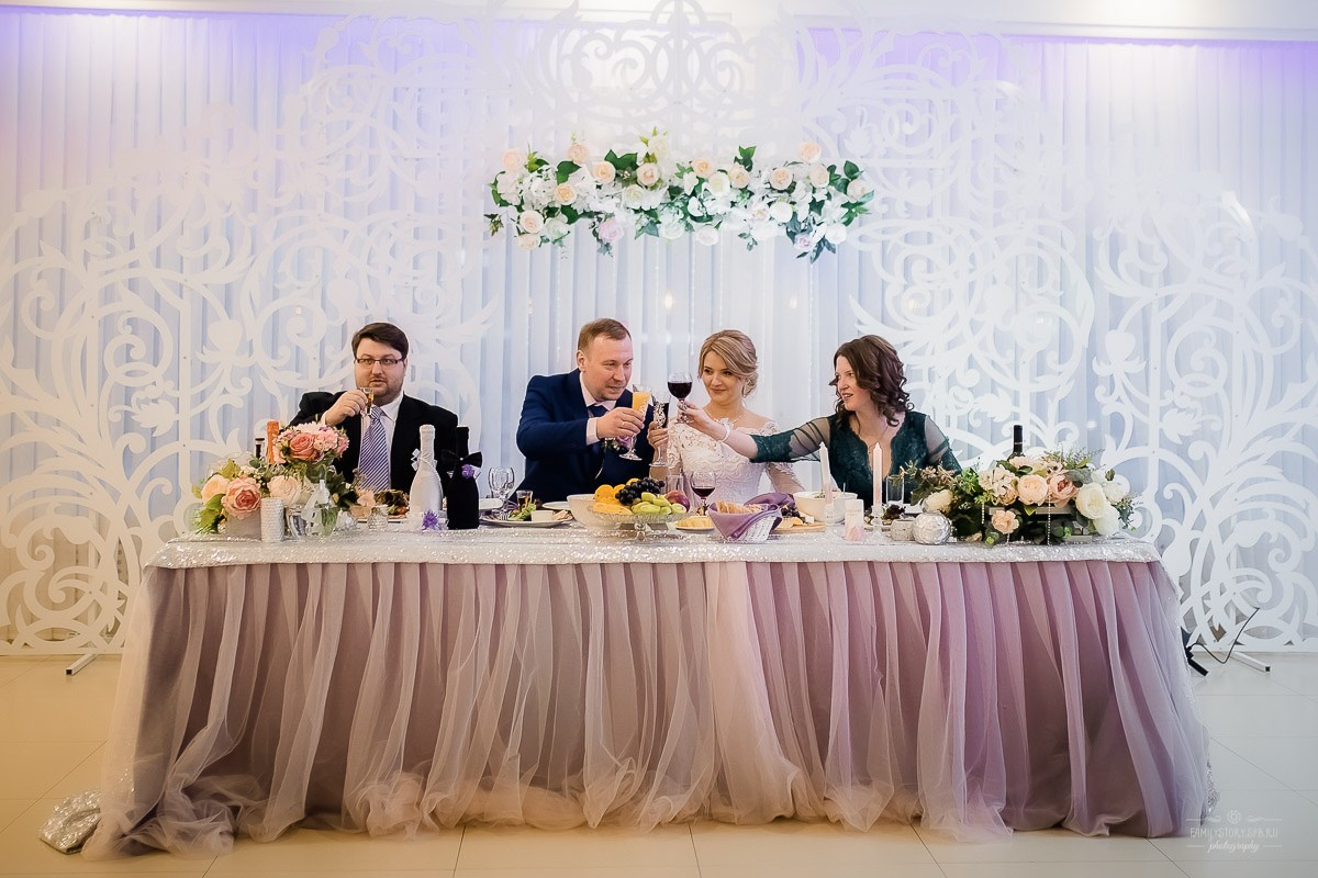 Свадебная фотосессия в интерьере: уют, фактура и свет как у старых мастеров. Свадебный фотограф — Санкт-Петербург (СПб) Питер