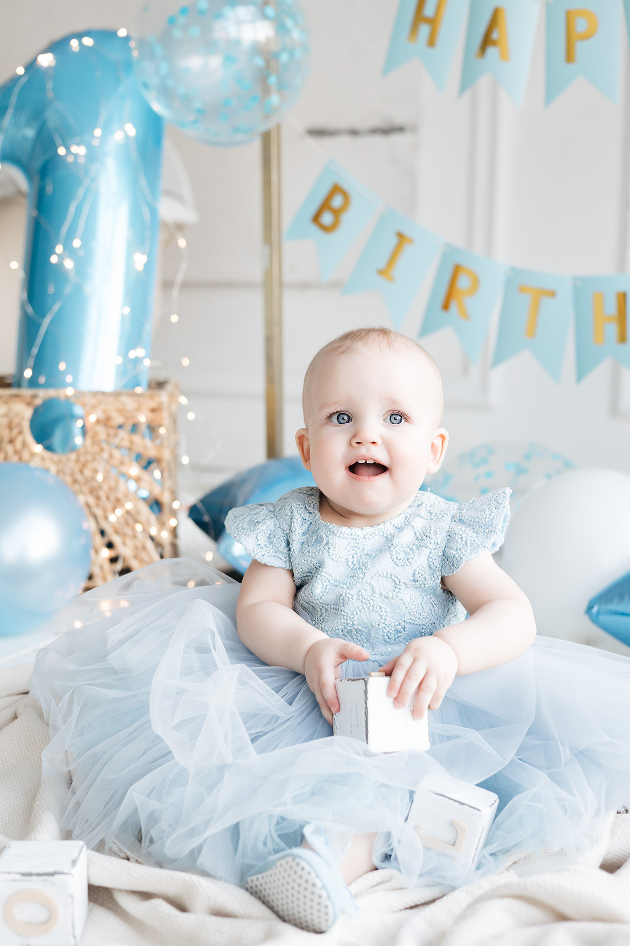 Годик Танюша. Семейный и детский фотограф в Санкт-Петербурге Авдошова Надежда