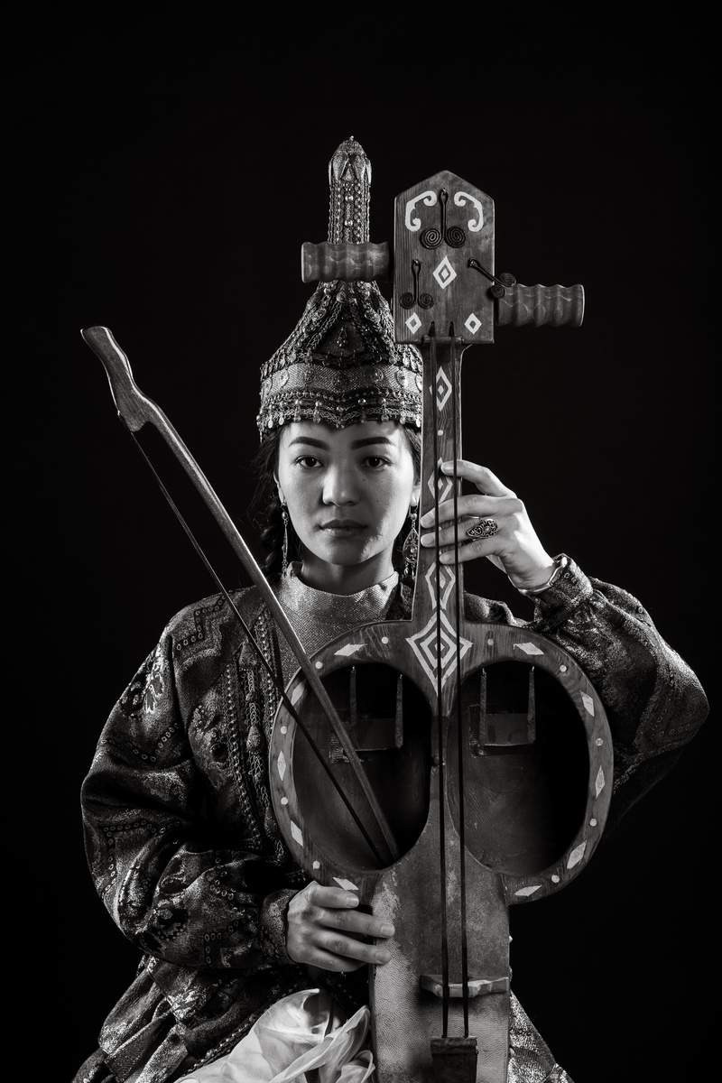 Женский портрет. BWstudio — фотостудия черно-белой фотографии Алматы. Фотограф Алматы. Фотостудия Алматы