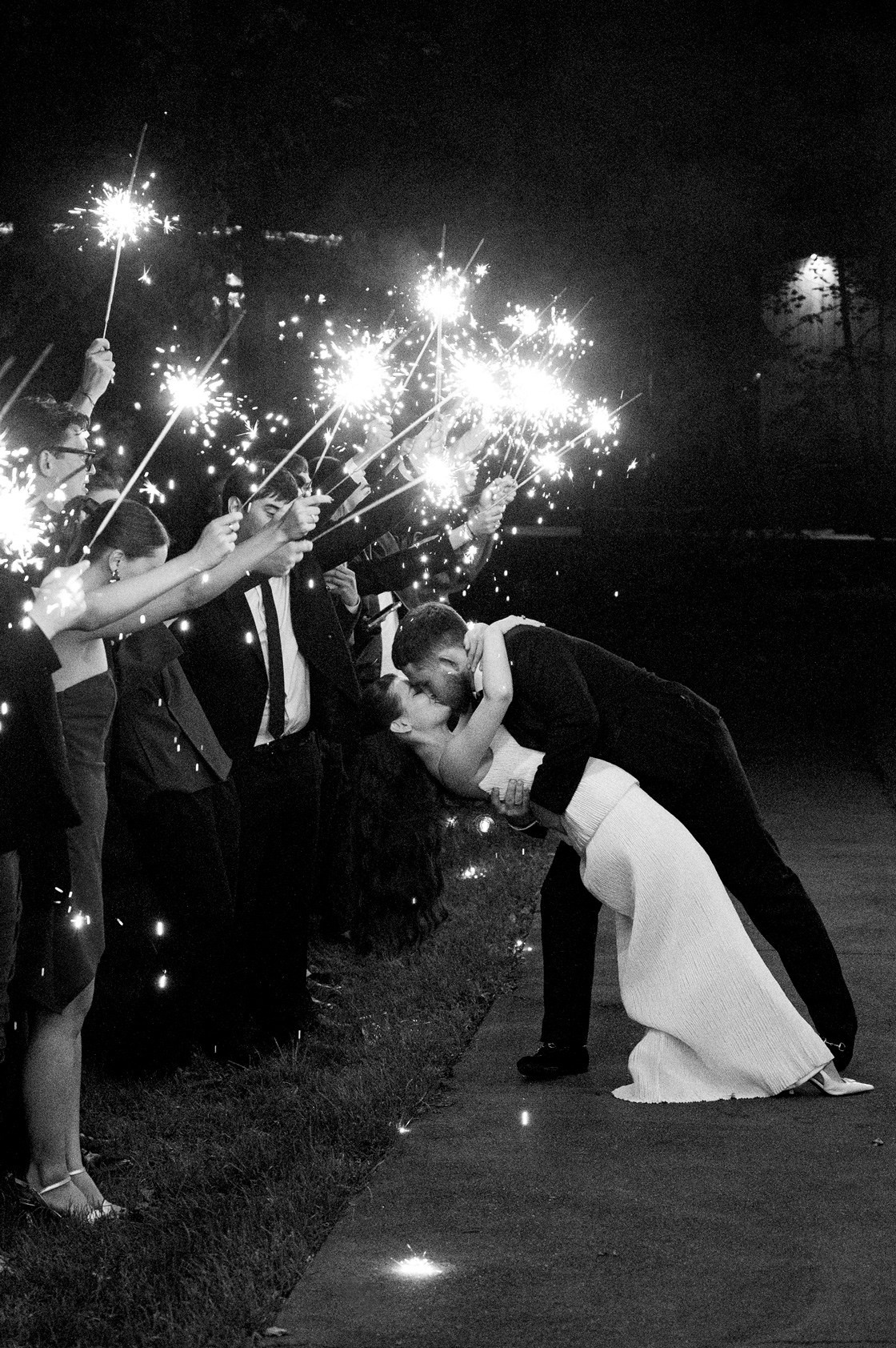 Иван и Софья (Mironova Wedding) — Hide. Фотограф Антон Горин