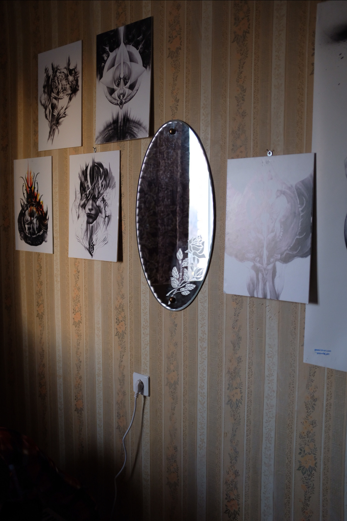 Там, где останется прошлое. Asya Bobritskaya is a multidisciplinary artist