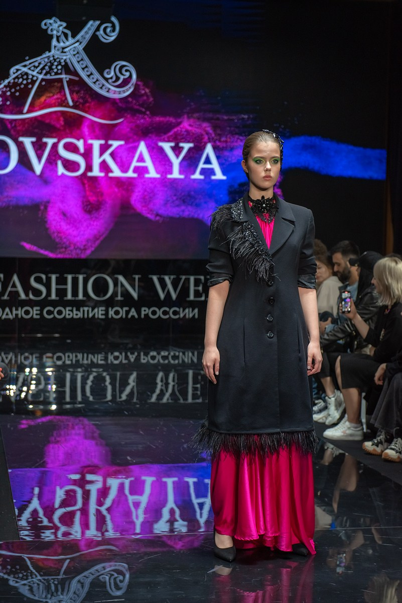 SochiFashionWeek2024 дизайнер Кибовская. Семейный и коммерческий фотограф в Сочи Александр Бодунов