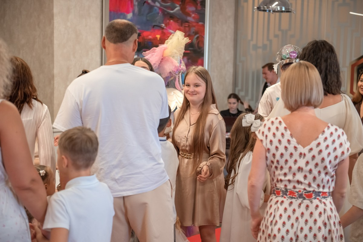 Выпускной HAPPYkids 2023. Семейный и коммерческий фотограф в Сочи Александр Бодунов