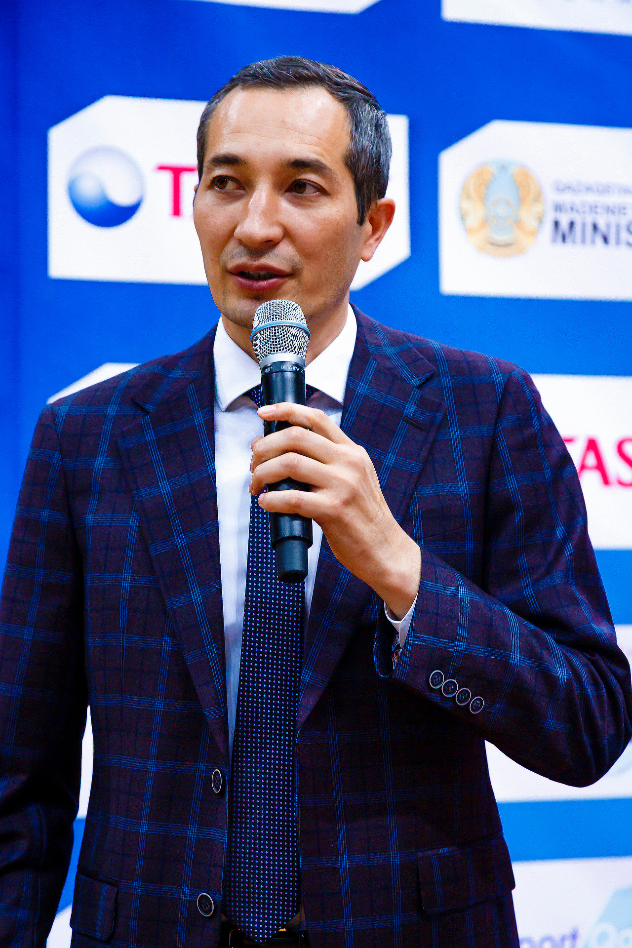 Репортажная съёмка в Нур-Султан Астана. Свадебный фотограф Григорий Белый Астана