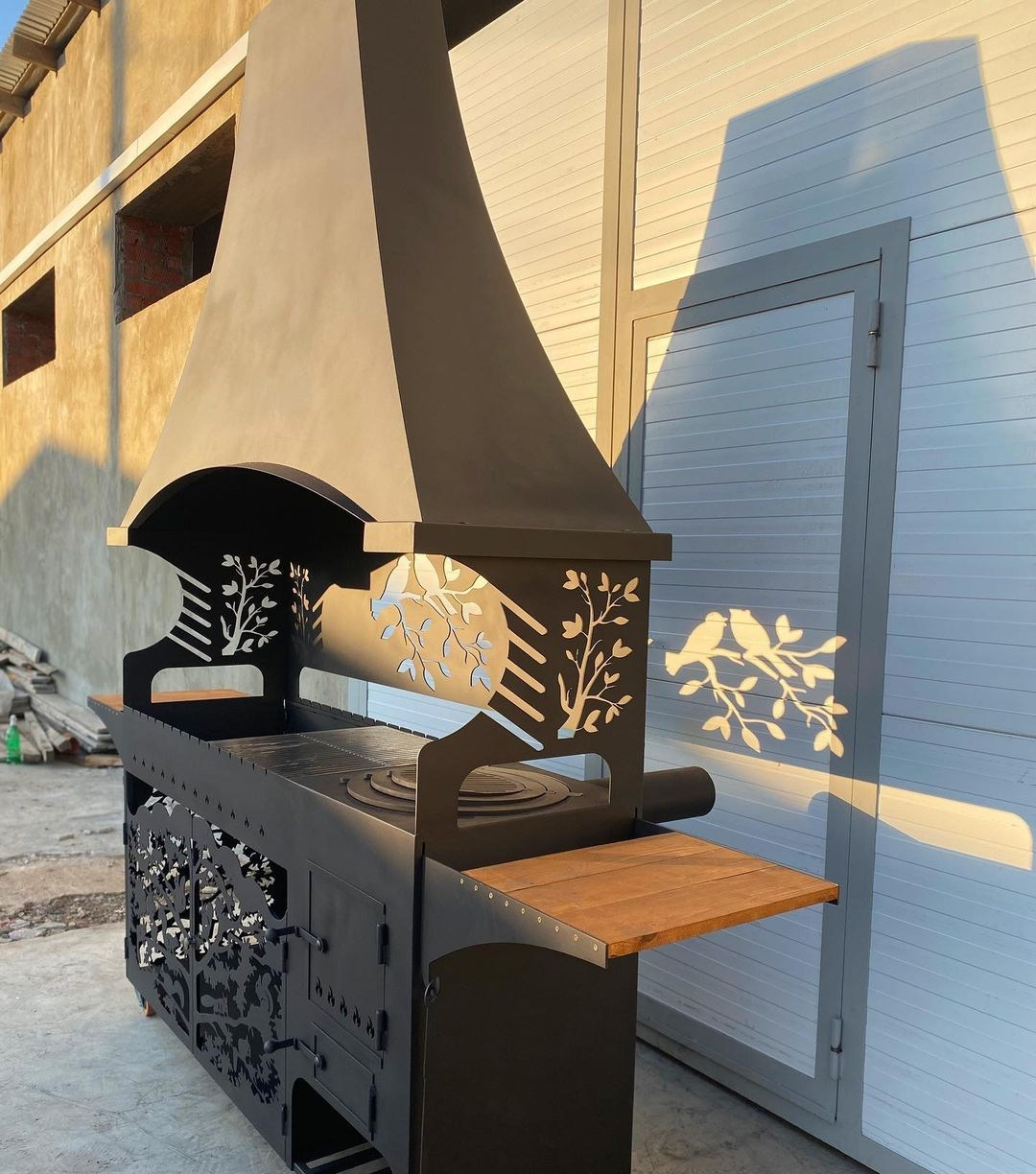 Мангал с вытяжным зонтом. Купить / заказать мангал для дома в Краснодаре от производителя «Мангал Мастер»