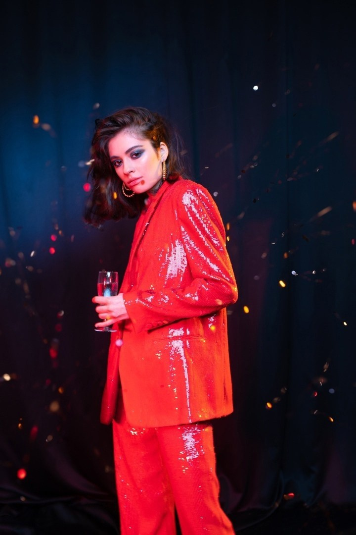 Контакты. Медиашкола Факультет — сеть фотошкол, в которой преподают профессиональные практикующие фотографы с огромным опытом!